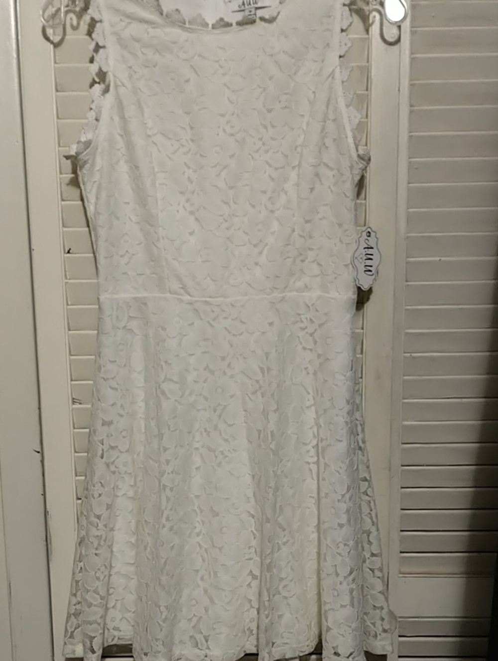 NWT A U W Sleeveless off White Lace Fit & Flare short Dress size medium